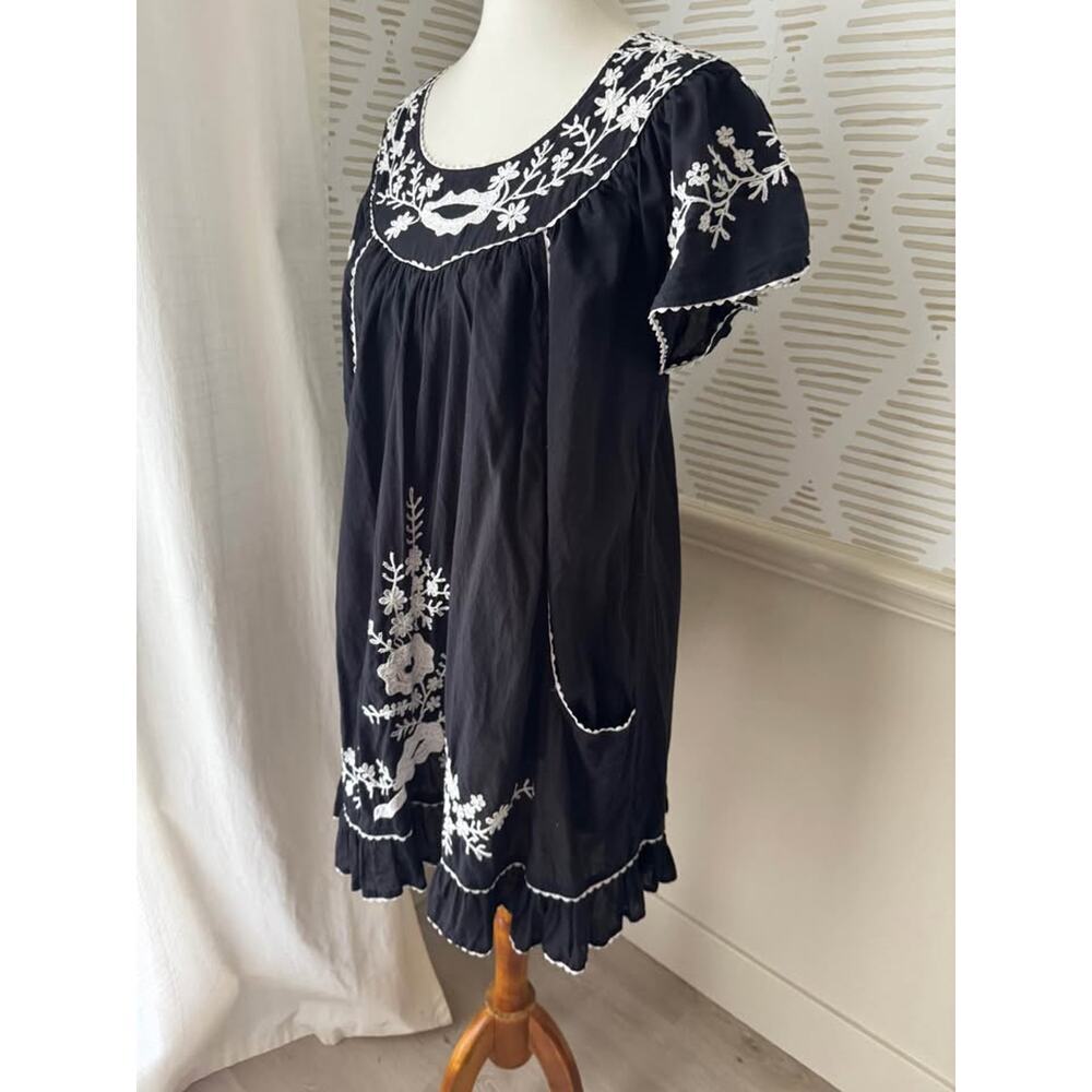 Indian Tropical Fashion One Size 100% Cotton Black White Embroidered Mini Dress - Picture 3 of 7